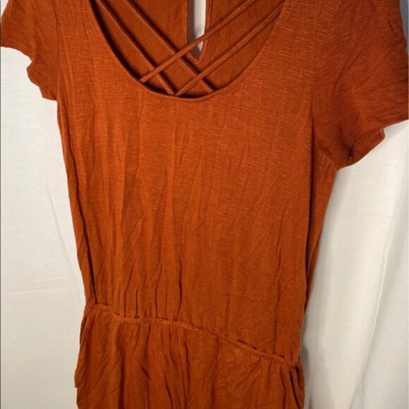 Pink Rose Romper with Pockets - Picture 2 of 4